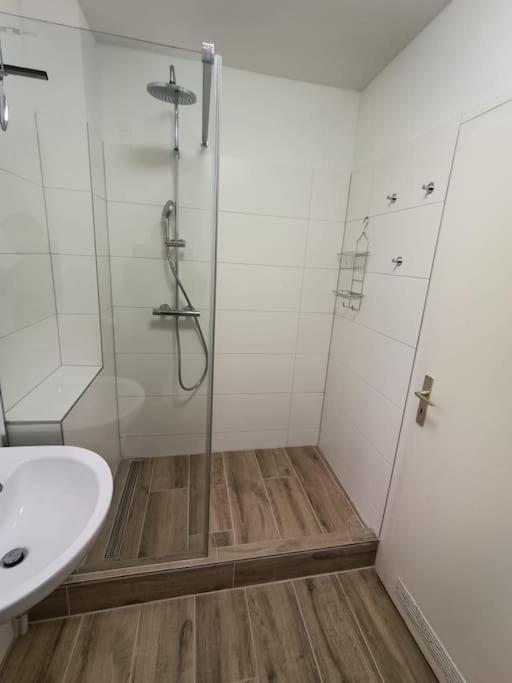 Comfortable Apartment With Balcony Bochum Exterior photo